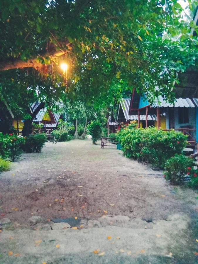 Breizh Cape Beach Bungalows Ko Lanta Eksteriør billede