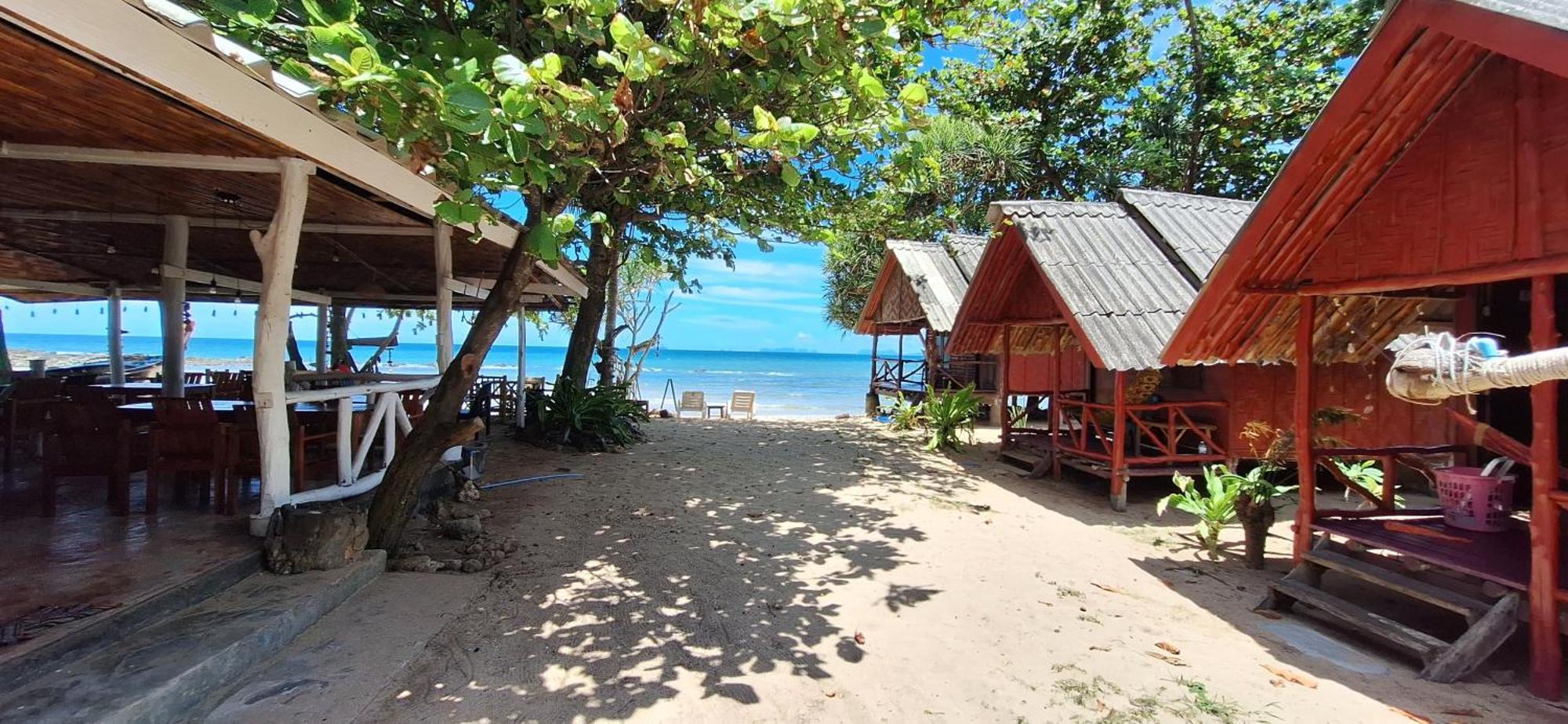 Breizh Cape Beach Bungalows Ko Lanta Eksteriør billede